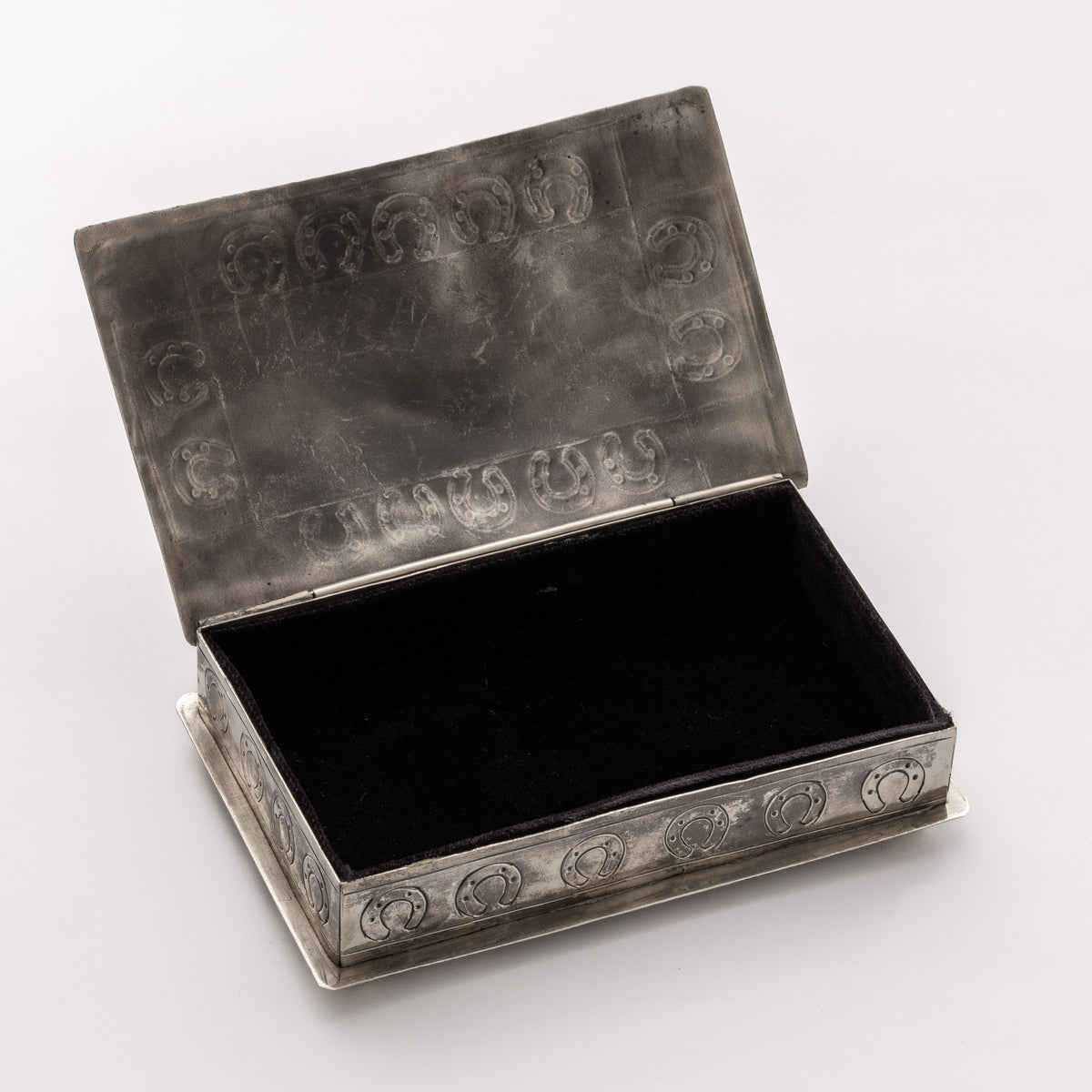 STAMPED HORSESHOE BOX W- TURQ WJA-003
