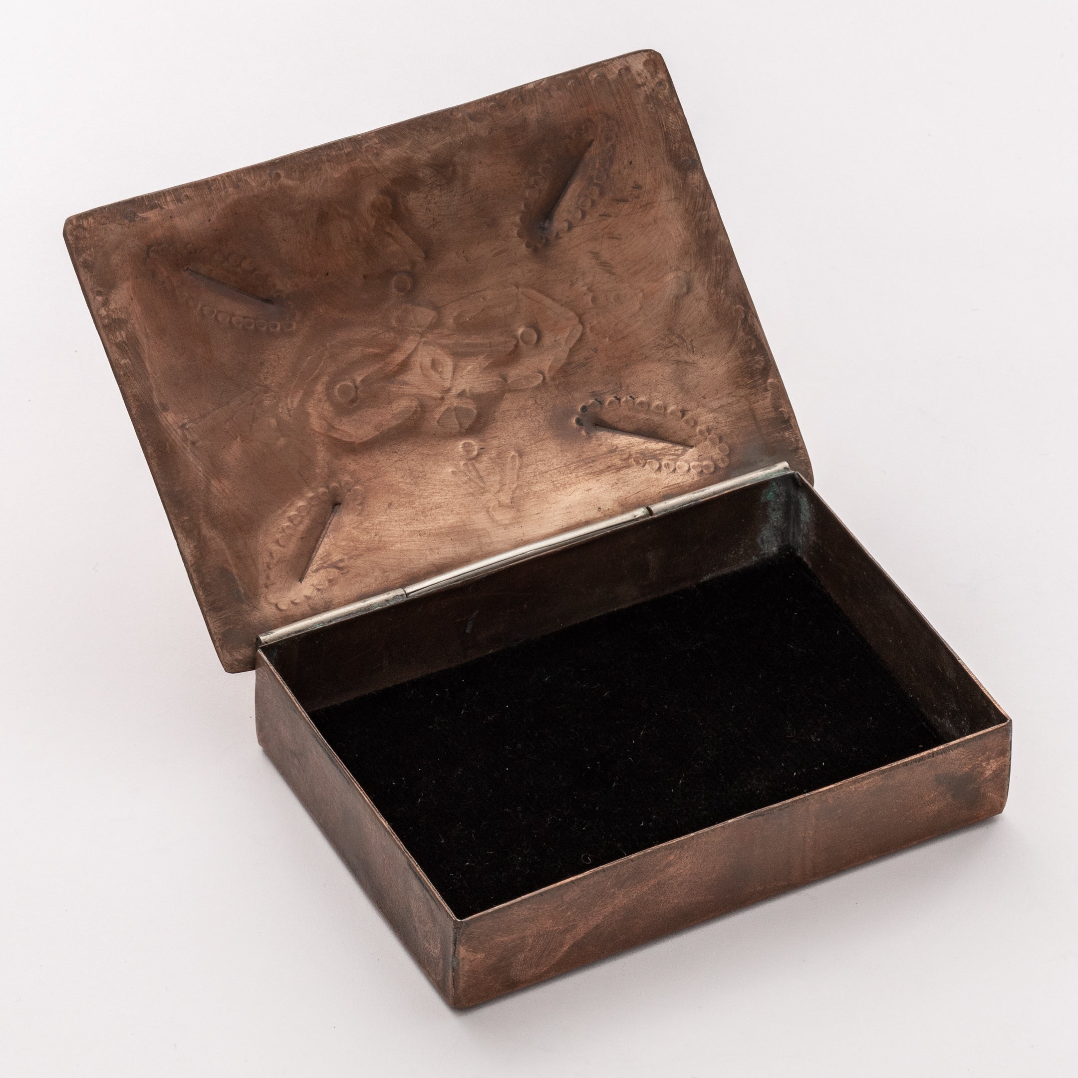 WJA-077-CO VINTAGE STYLE COPPER STAMPED BOX