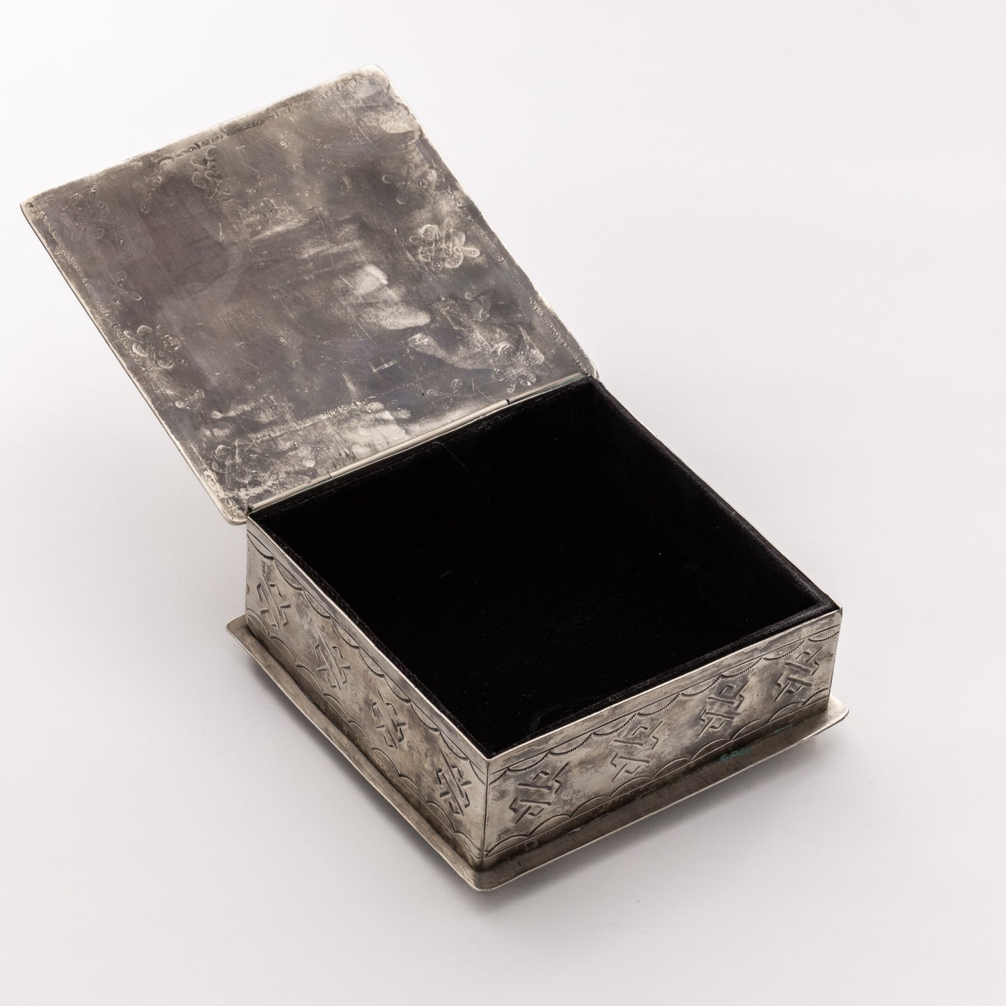 STAMPED BRONCO ICON BOX WJA-078-7-1
